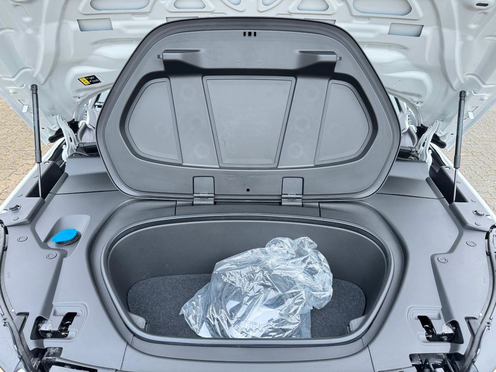 Volvo C40 2022