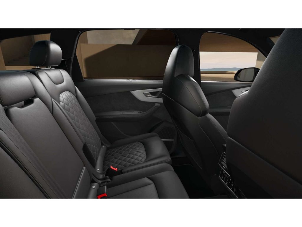 Audi SQ7 2025