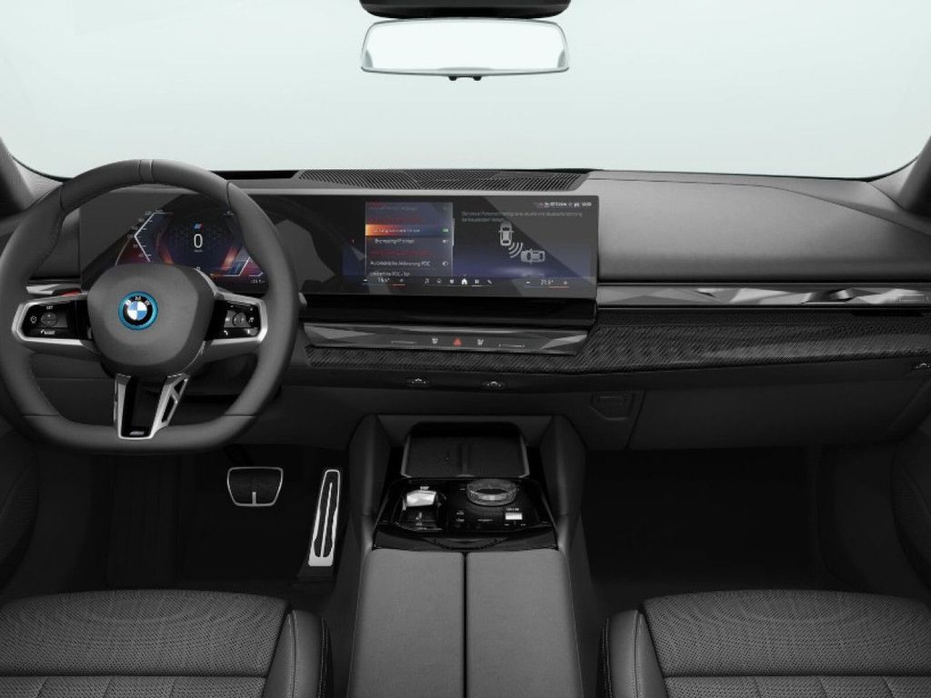 BMW i5 2024