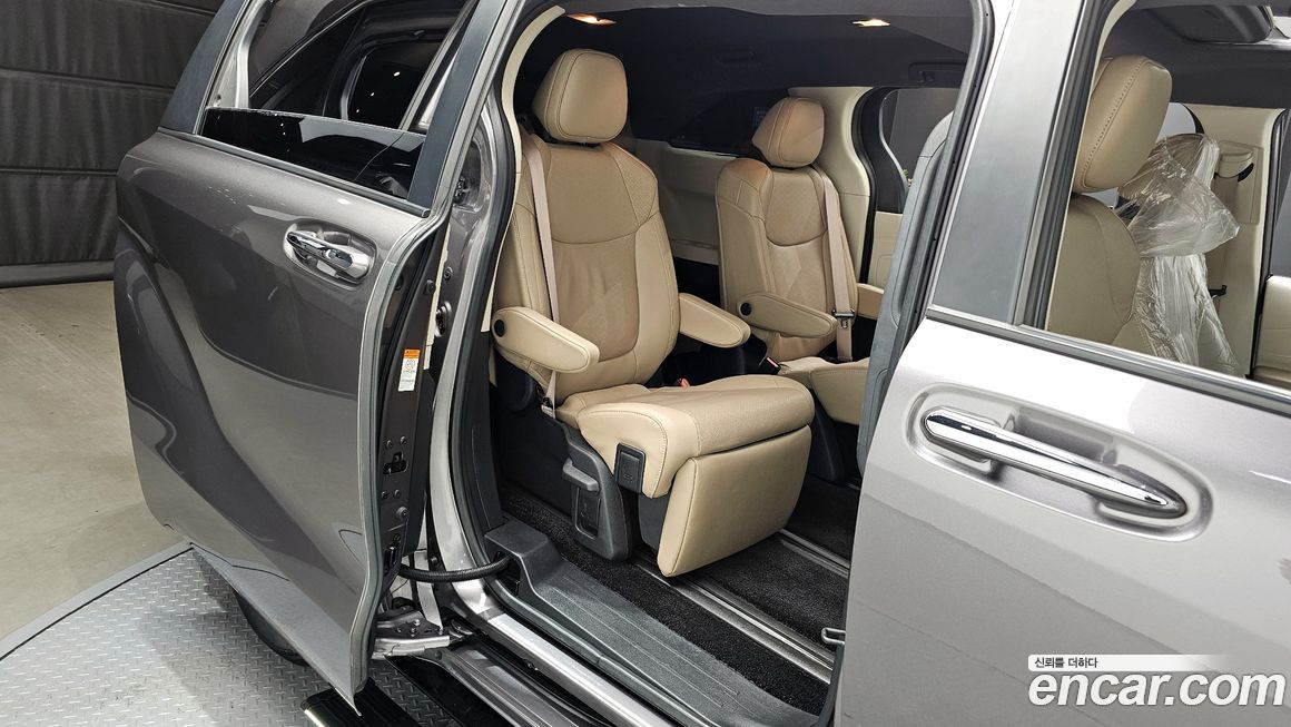 Toyota Sienna 2023