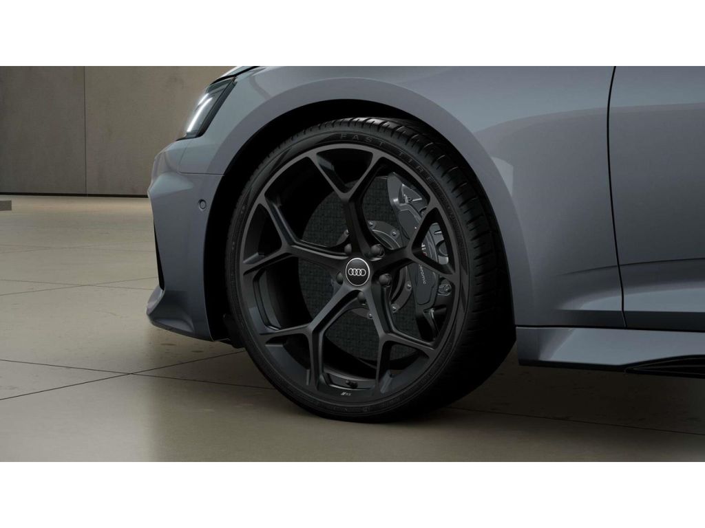 Audi RS5 2024