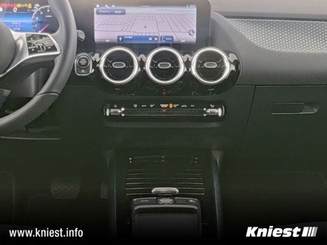 Mercedes-Benz GLA 200 2024