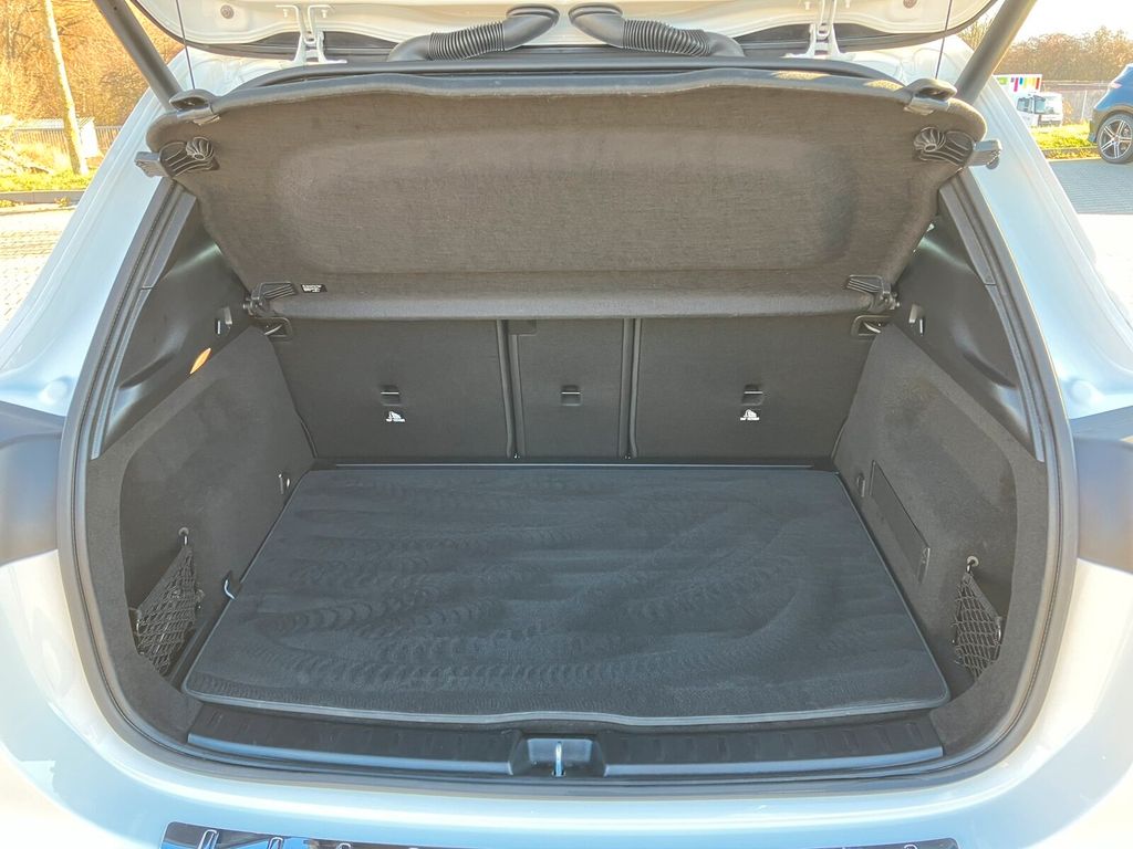 Mercedes-Benz GLA 200 2024