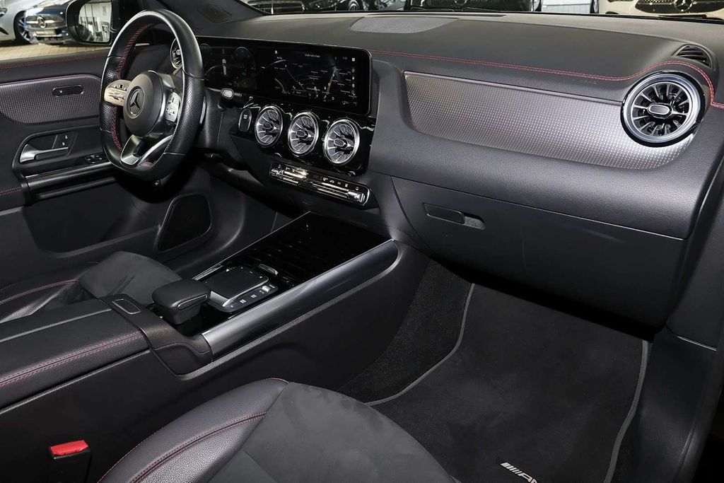 Mercedes-Benz EQA 2021