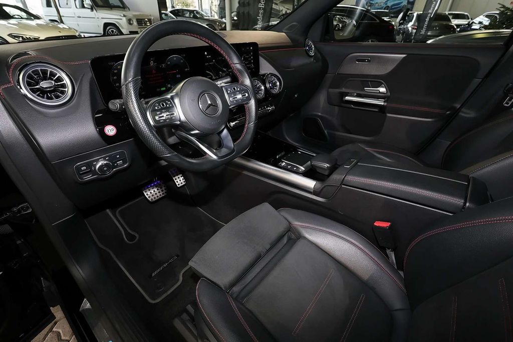 Mercedes-Benz EQA 2021