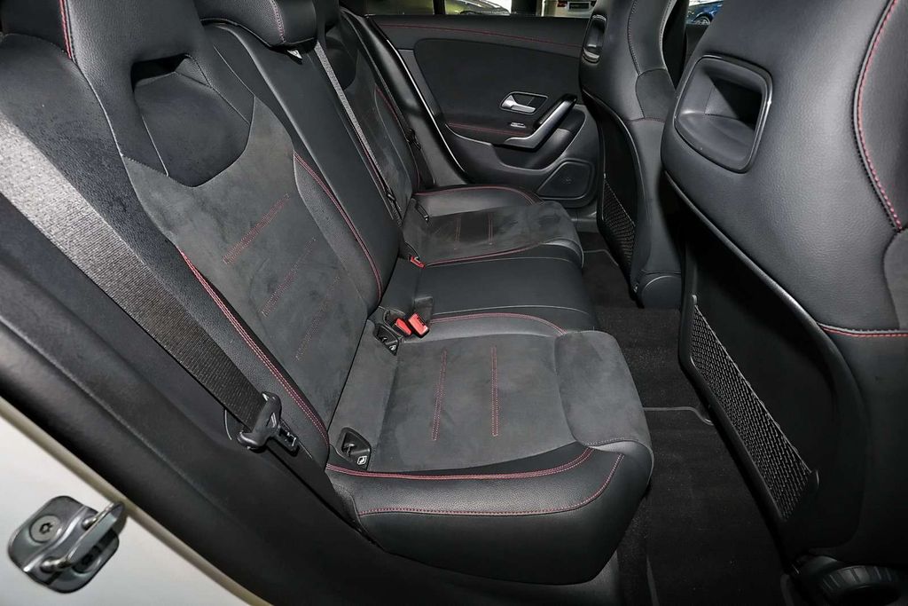 Mercedes-Benz CLA 45 AMG 2022