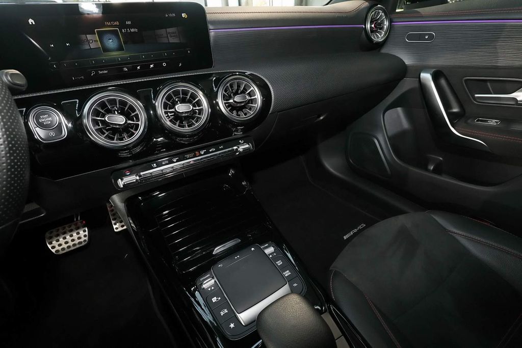 Mercedes-Benz CLA 45 AMG 2022