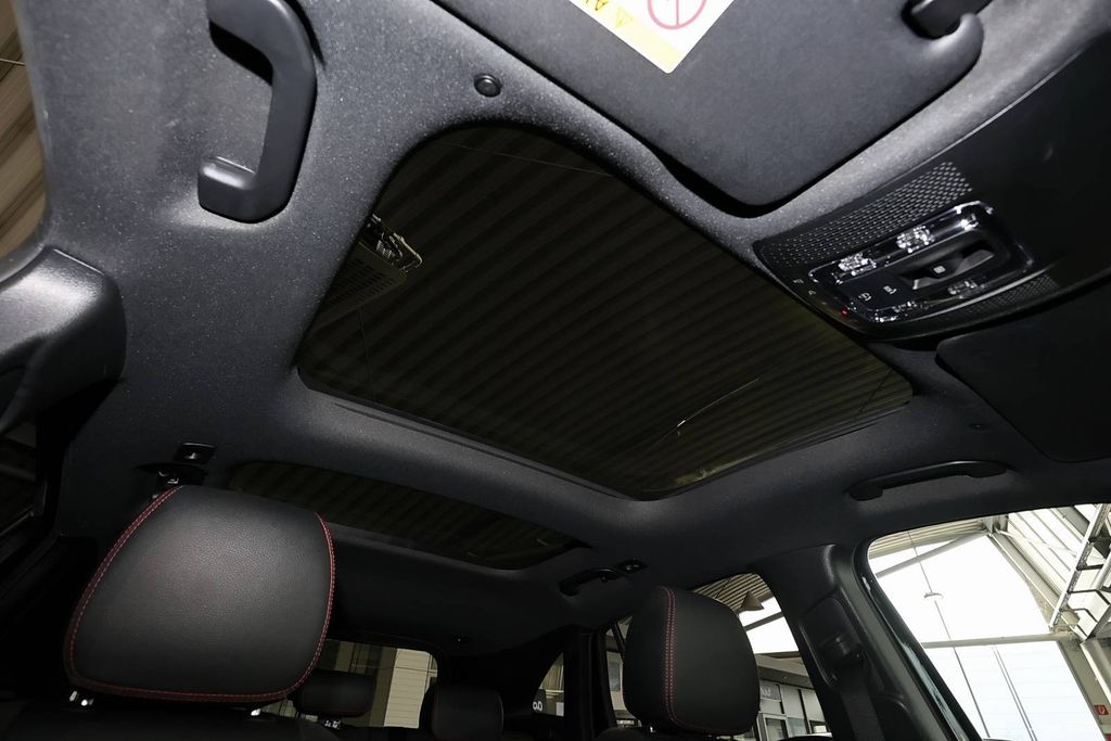 Mercedes-Benz EQA 2021