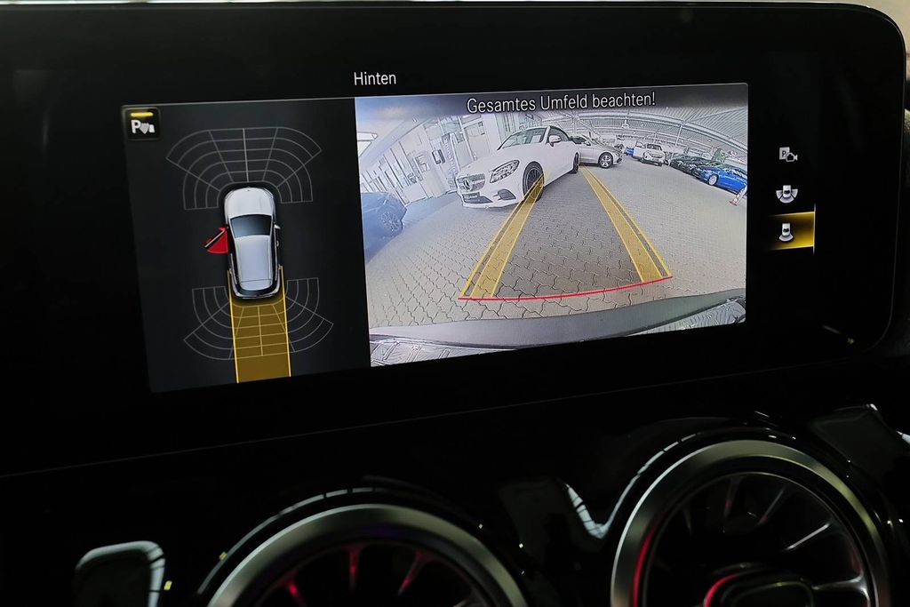 Mercedes-Benz EQA 2021