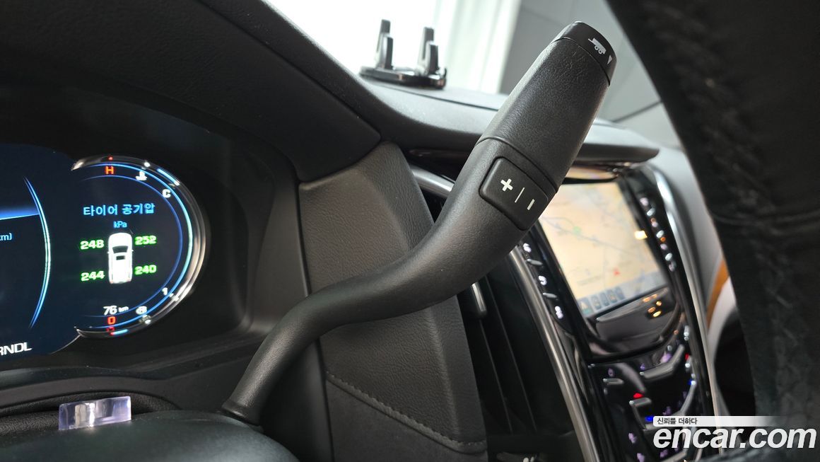 Cadillac Escalade 2020