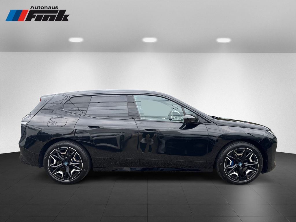 BMW iX 2023