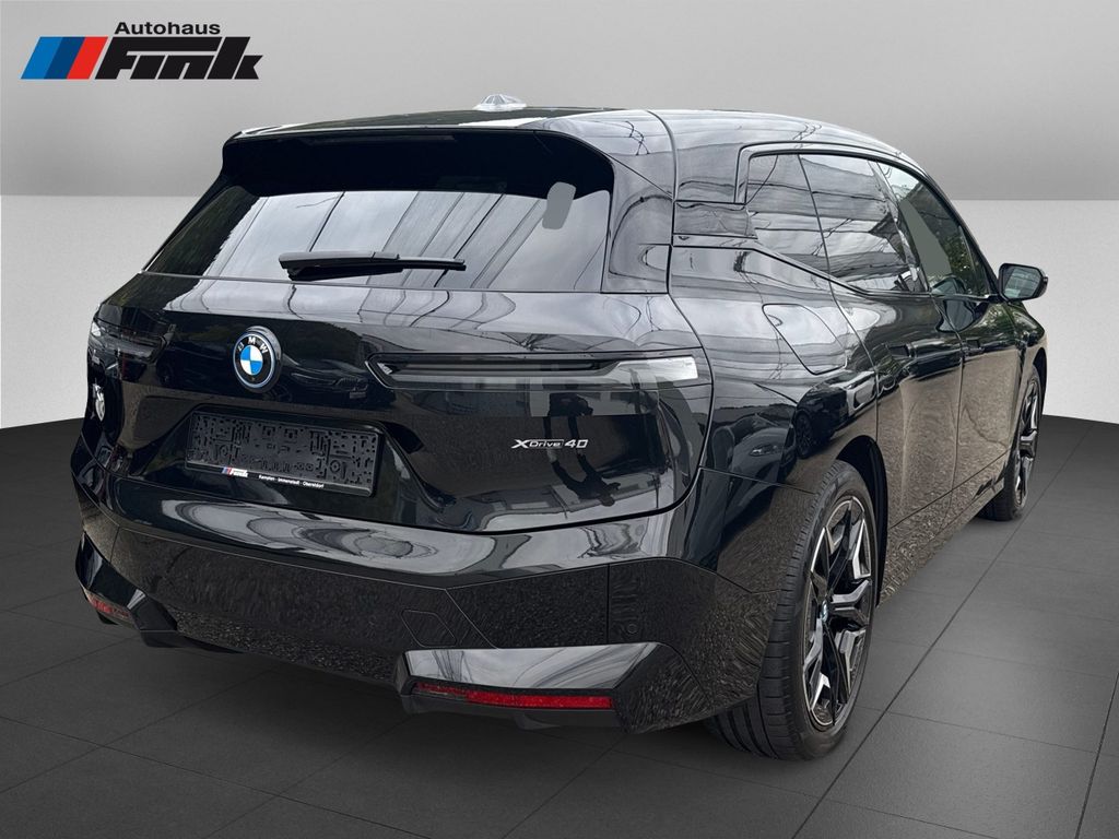 BMW iX 2023