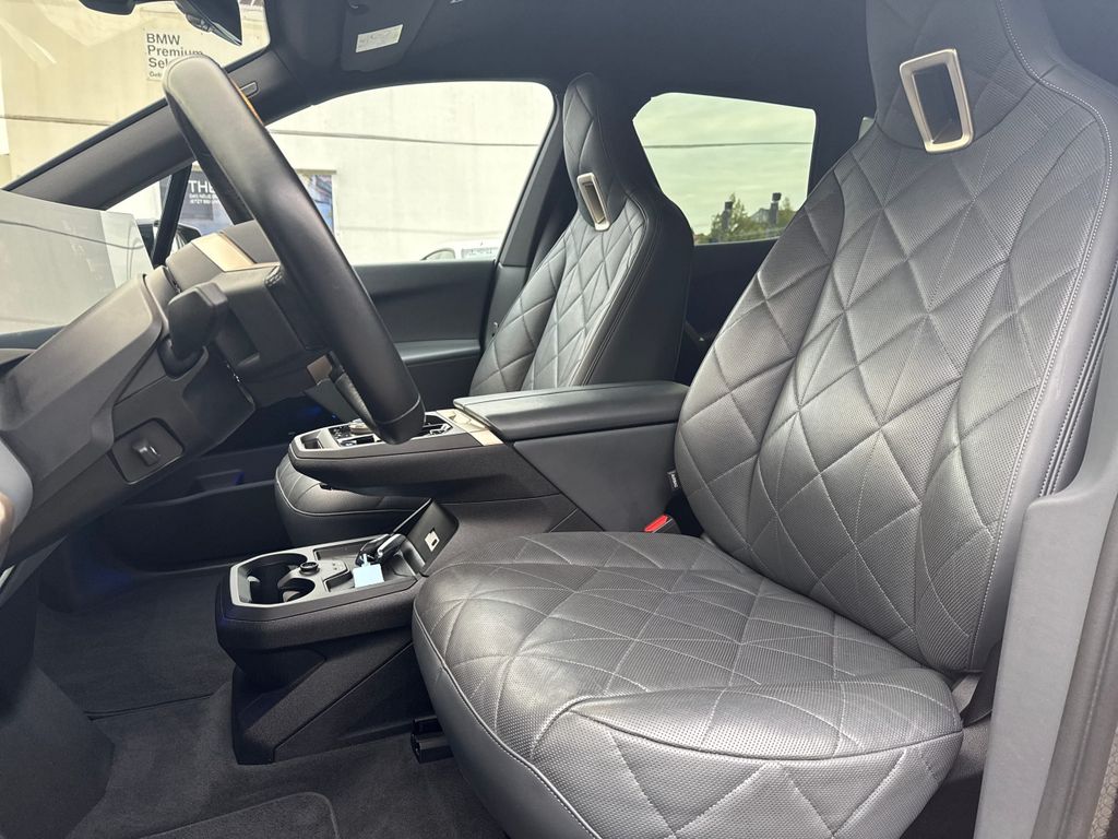 BMW iX 2023