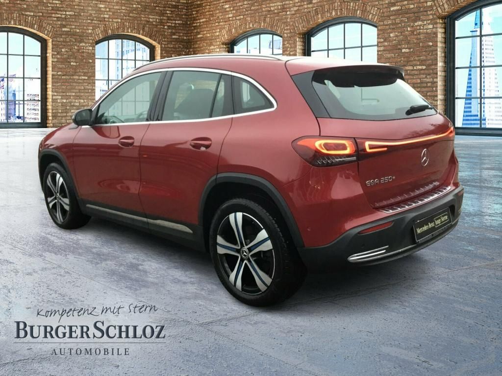 Mercedes-Benz EQA 2022