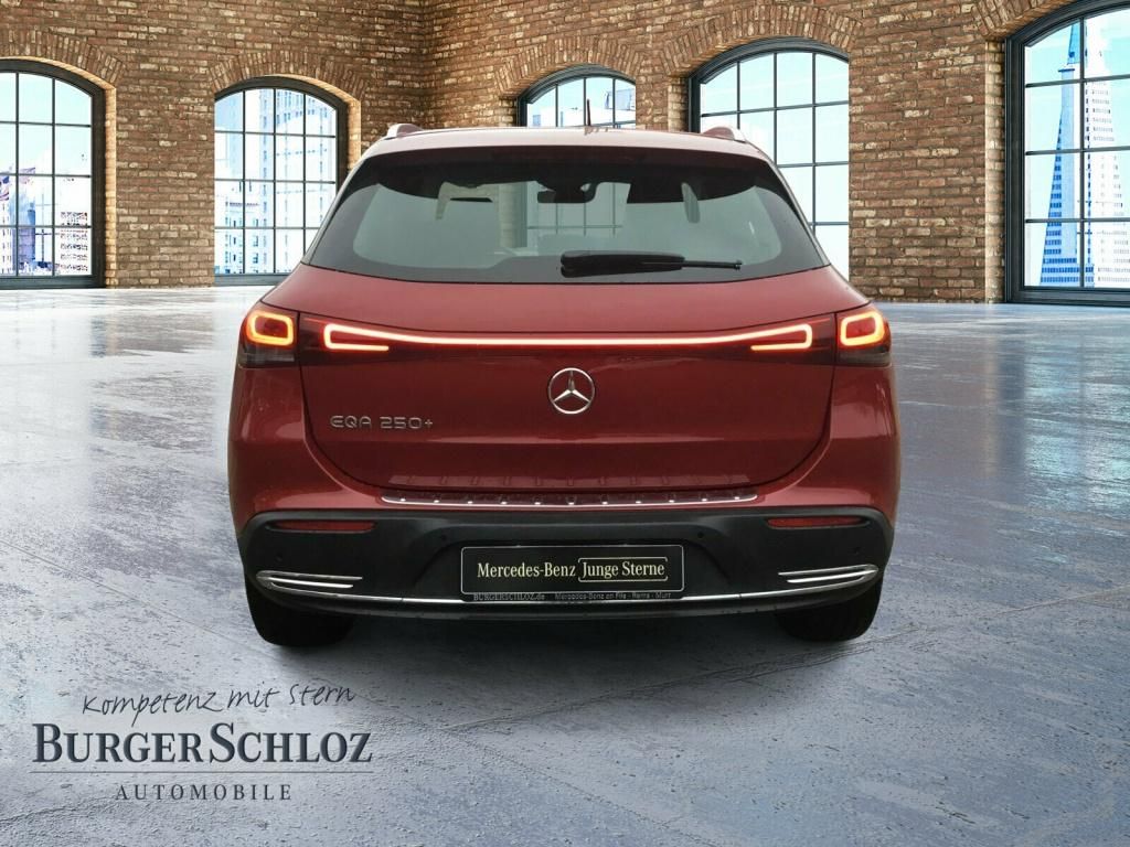Mercedes-Benz EQA 2022