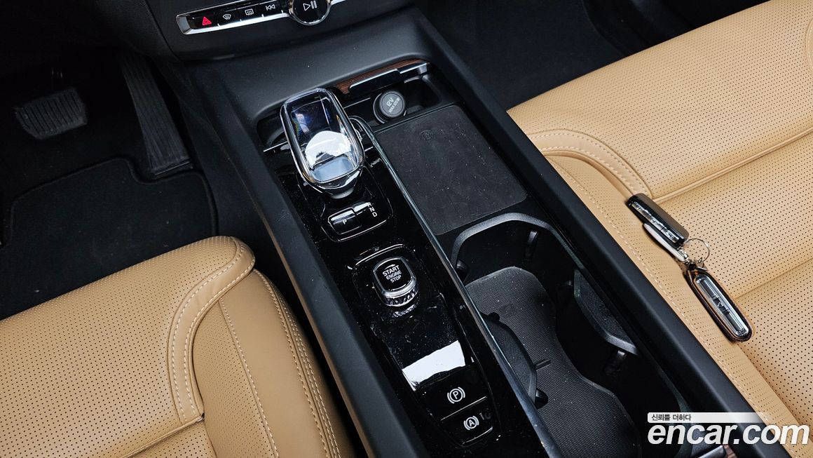 Volvo XC60 2024