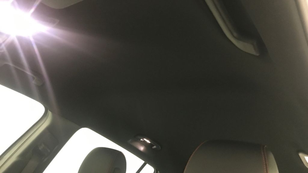 Mercedes-Benz GLB 250 2021