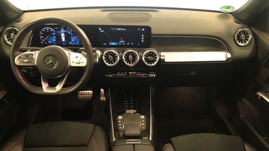 Mercedes-Benz GLB 250 2021