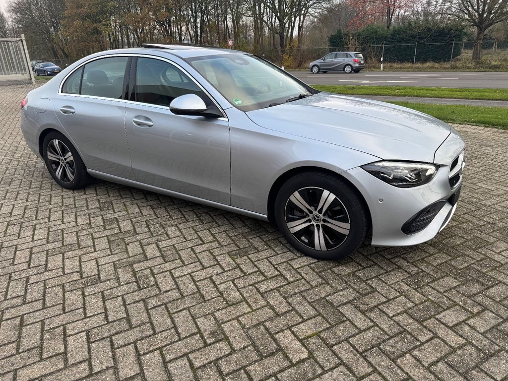 Mercedes-Benz C 200 2024