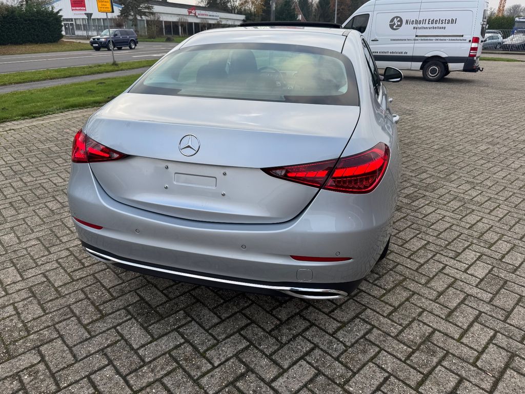 Mercedes-Benz C 200 2024