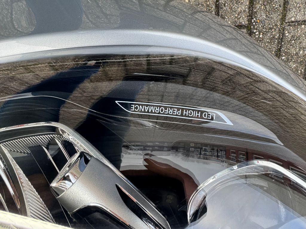 Mercedes-Benz C 200 2024