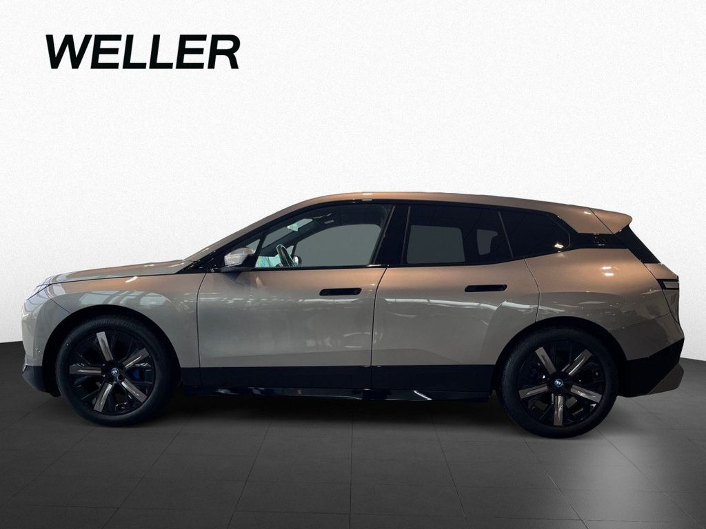 BMW iX 2024