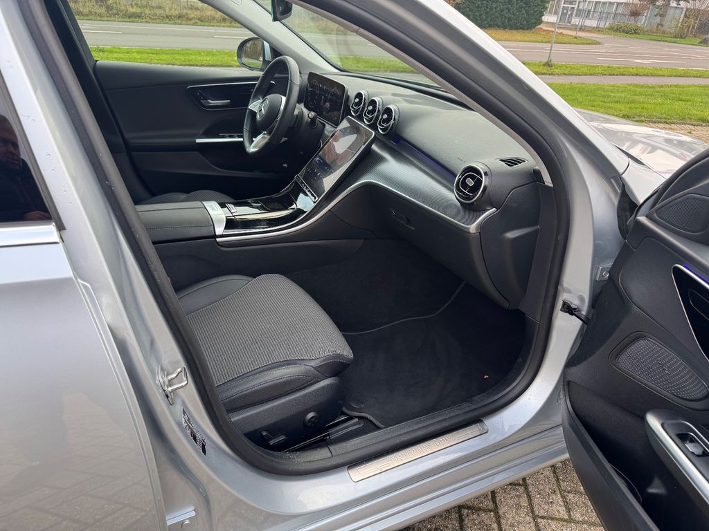 Mercedes-Benz C 200 2024