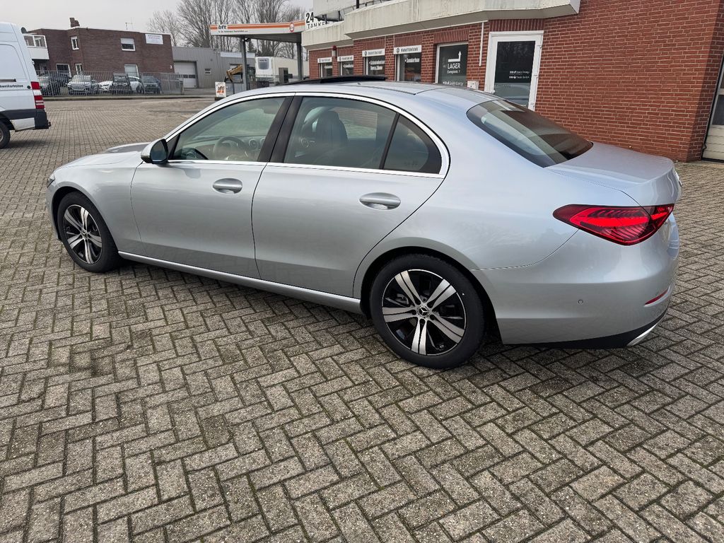 Mercedes-Benz C 200 2024