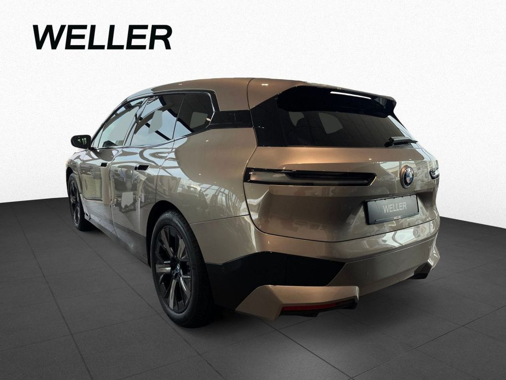 BMW iX 2024