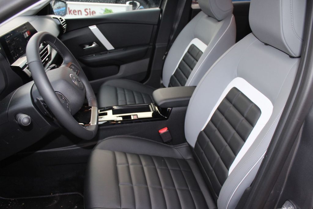 Citroën C4 2025