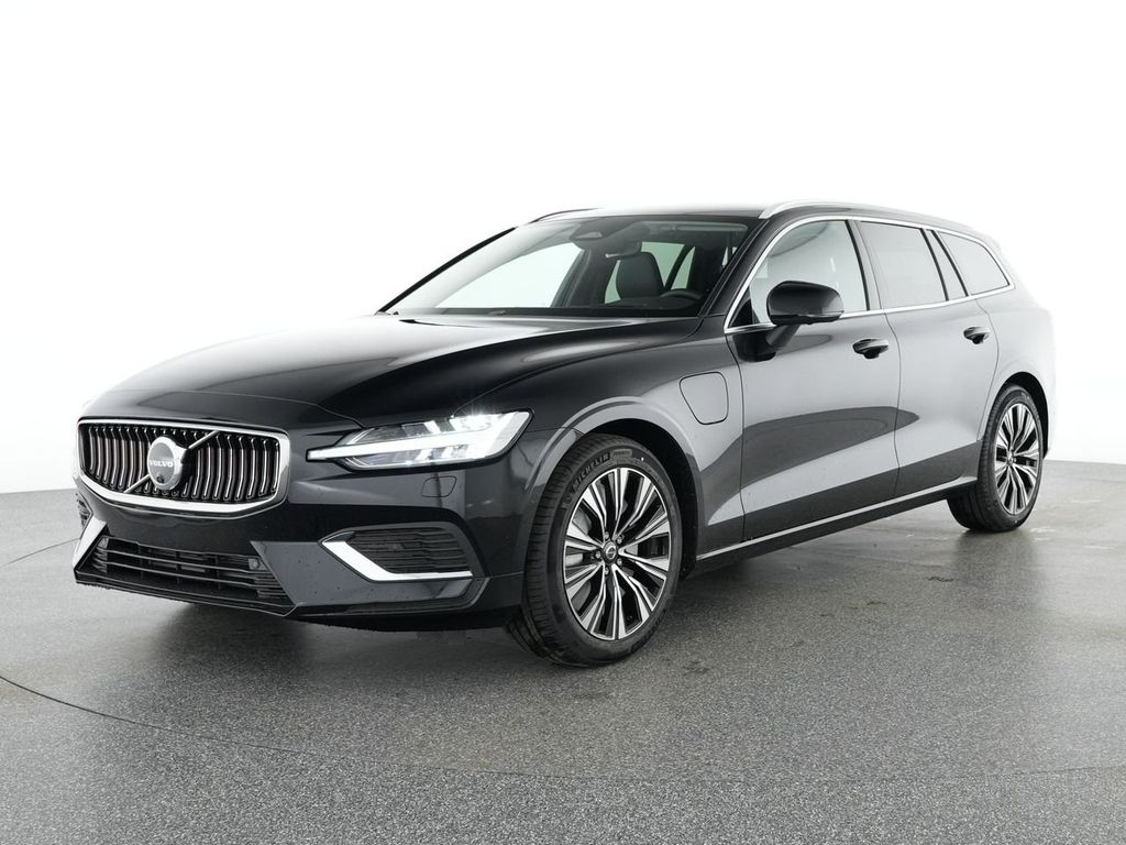 Volvo V60 2025