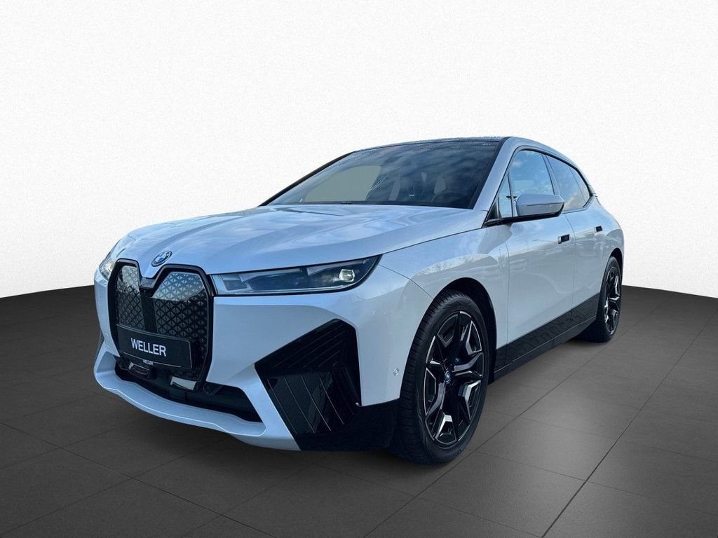BMW iX 2023
