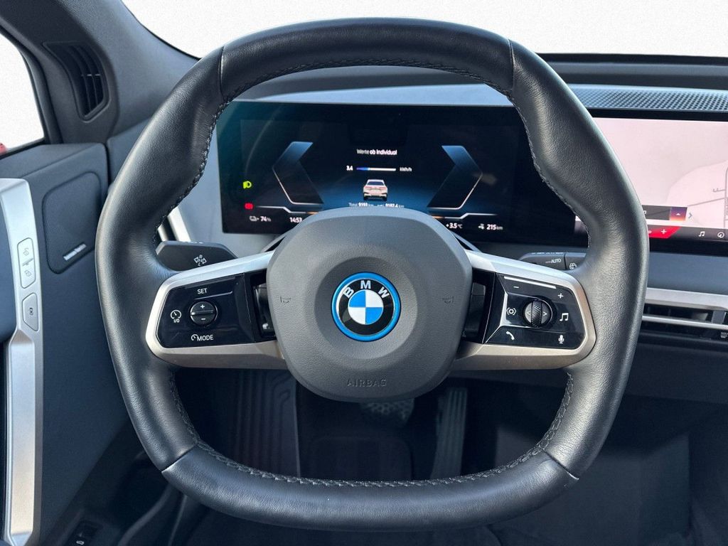 BMW iX 2023