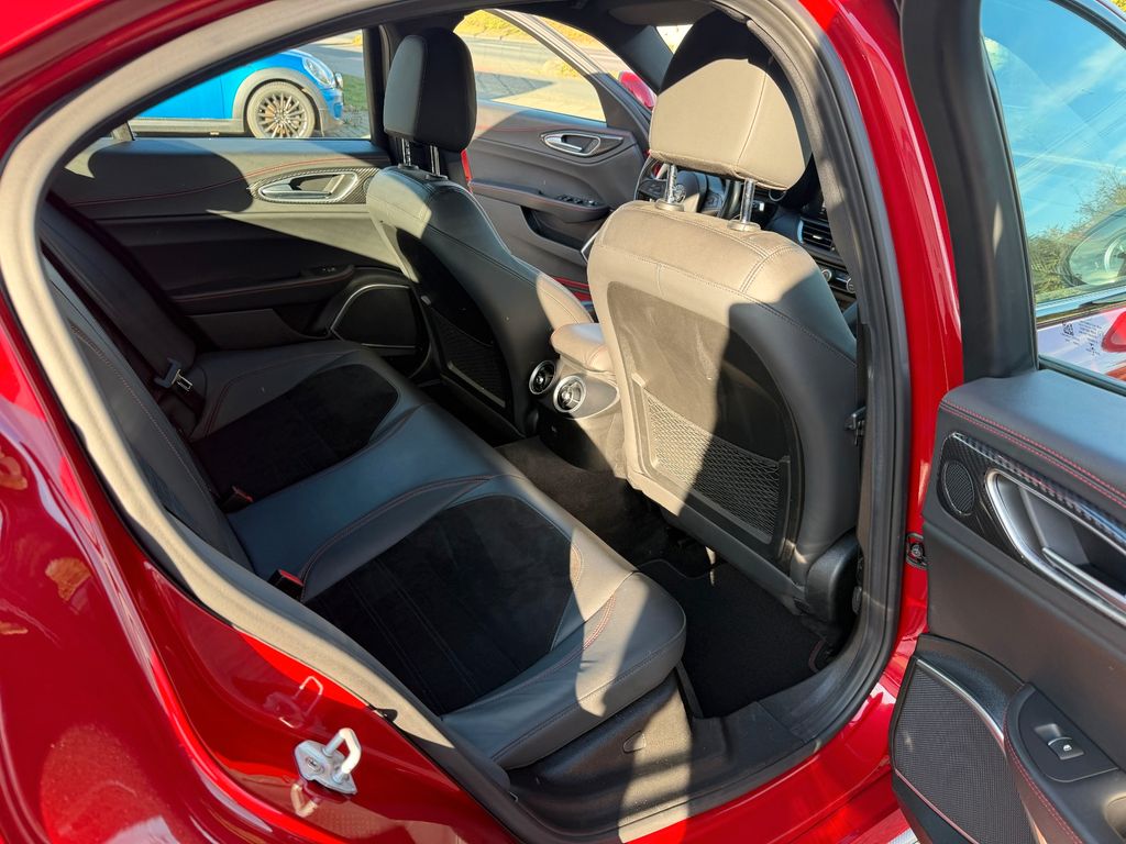 Alfa Romeo Giulia 2017