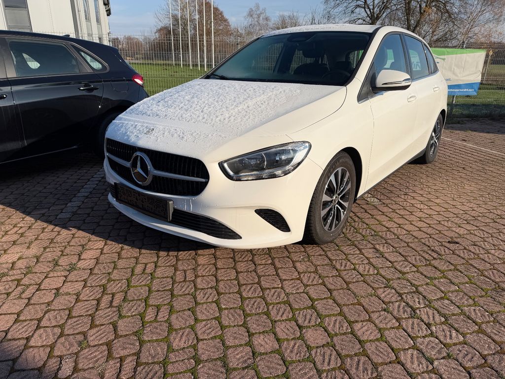 Mercedes-Benz B 180 2024