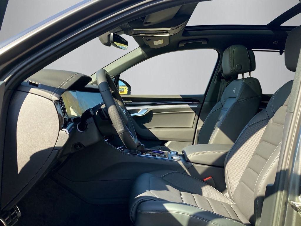 Volkswagen Touareg 2025