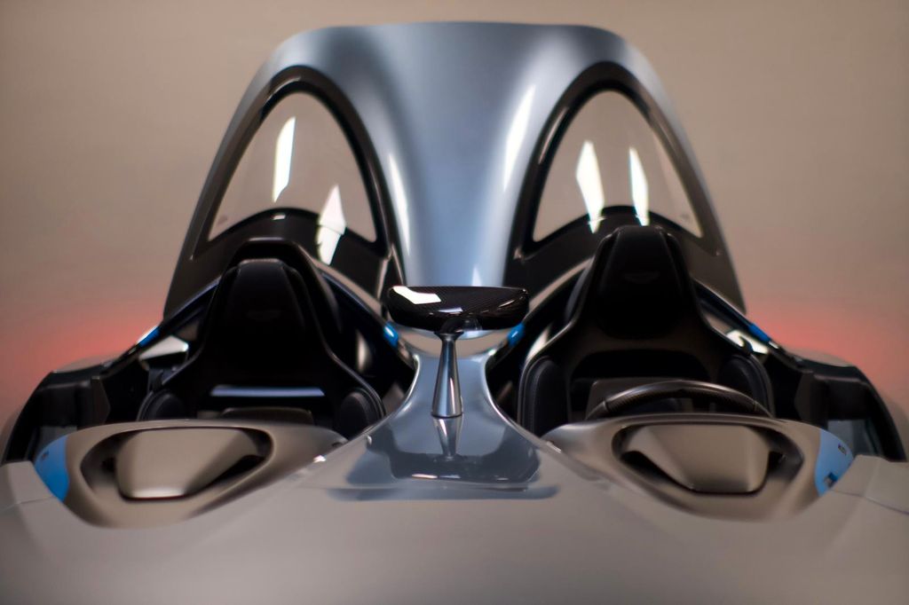 Aston Martin V12 Vantage 2022