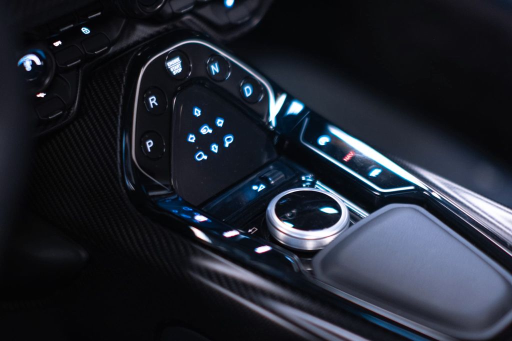 Aston Martin V12 Vantage 2022