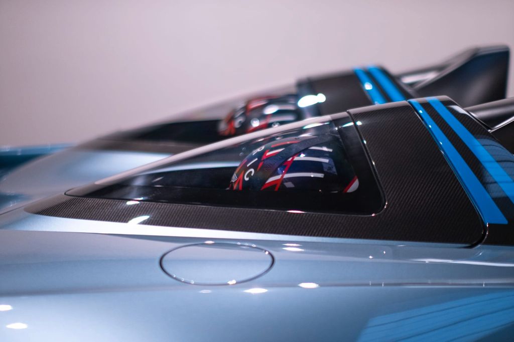 Aston Martin V12 Vantage 2022