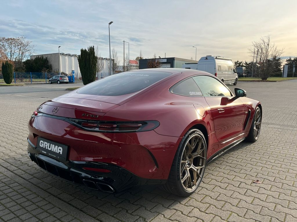 Mercedes-Benz AMG GT 2025