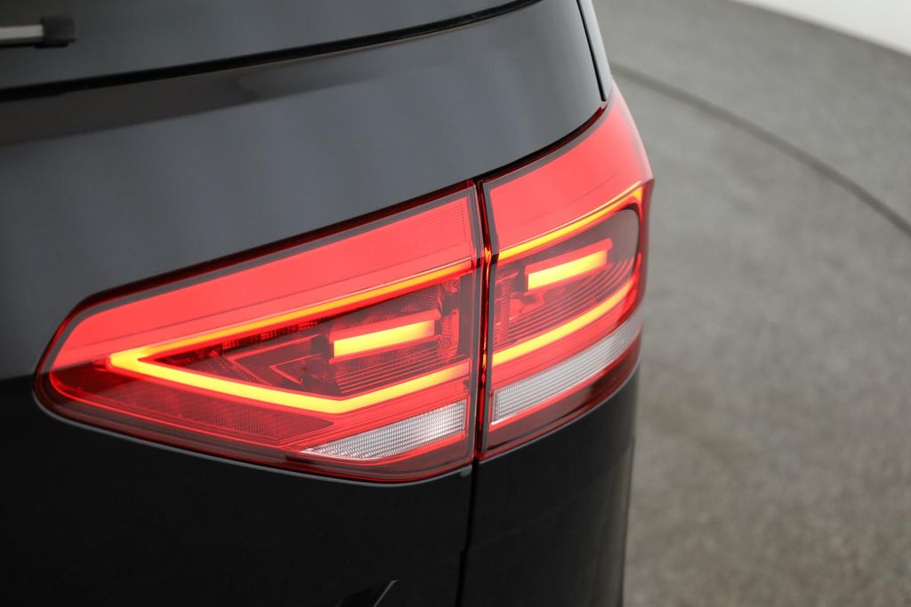 Volkswagen Touran 2025