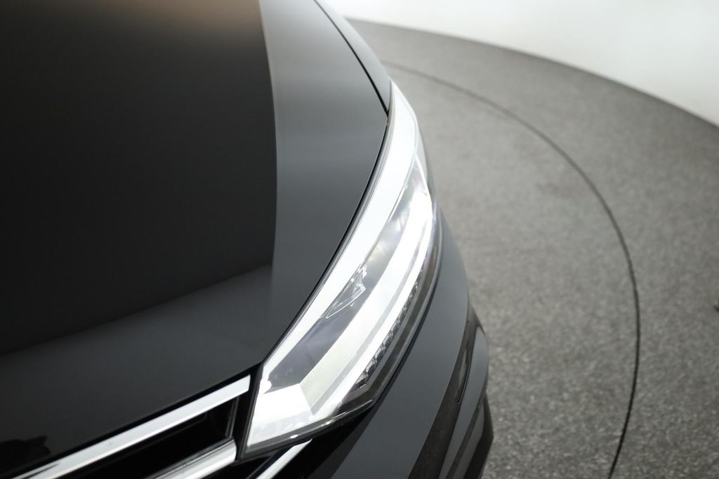 Volkswagen Touran 2025