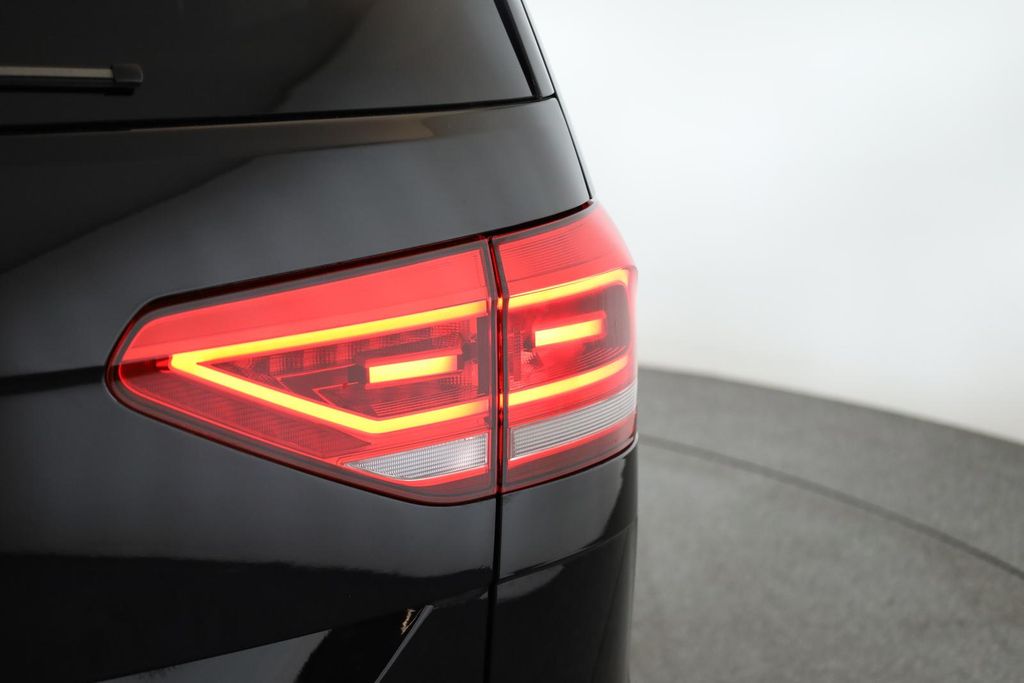 Volkswagen Touran 2025