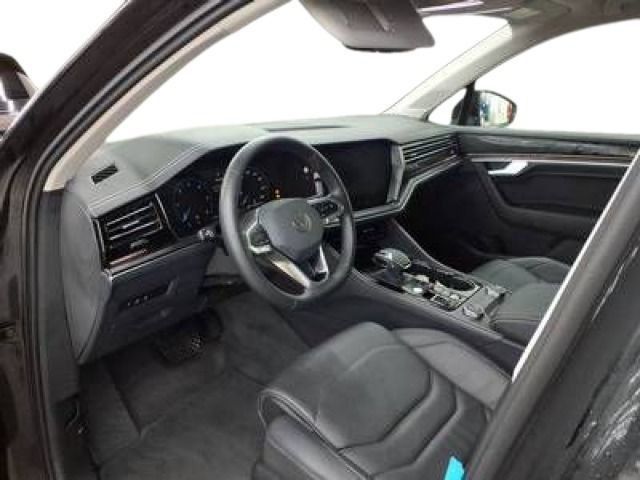 Volkswagen Touareg 2025