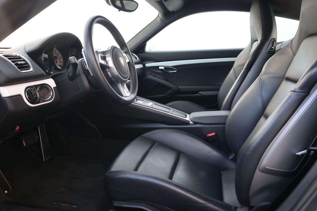 Porsche Cayman 2013