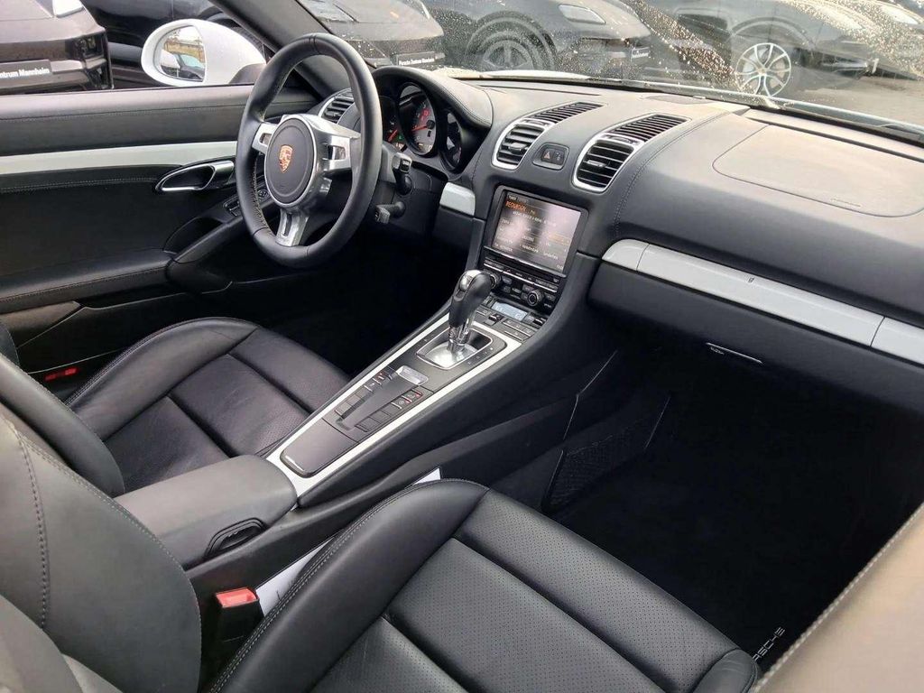 Porsche Cayman 2013