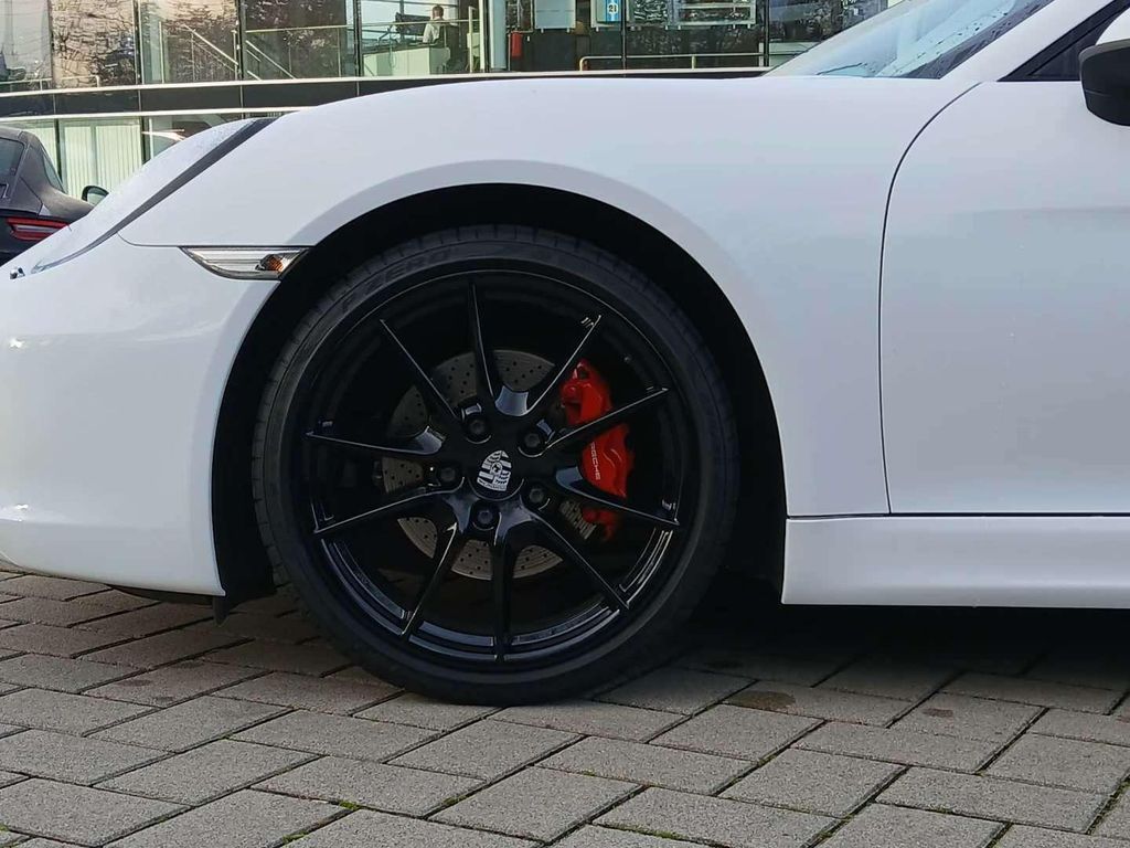 Porsche Cayman 2013