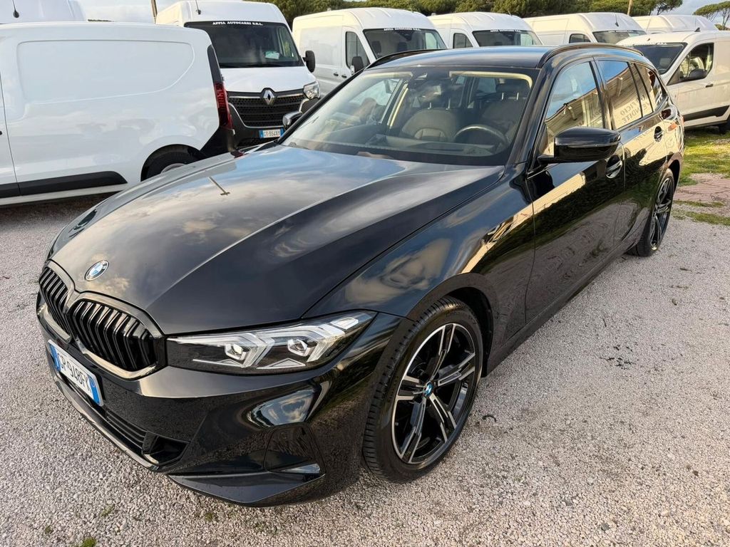 BMW 318 2023