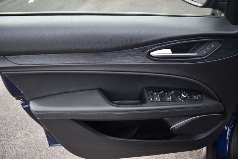 Alfa Romeo Stelvio 2021