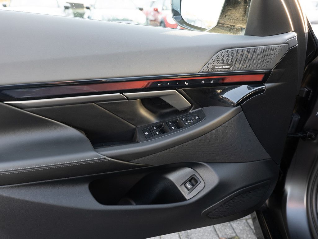 BMW i5 2024